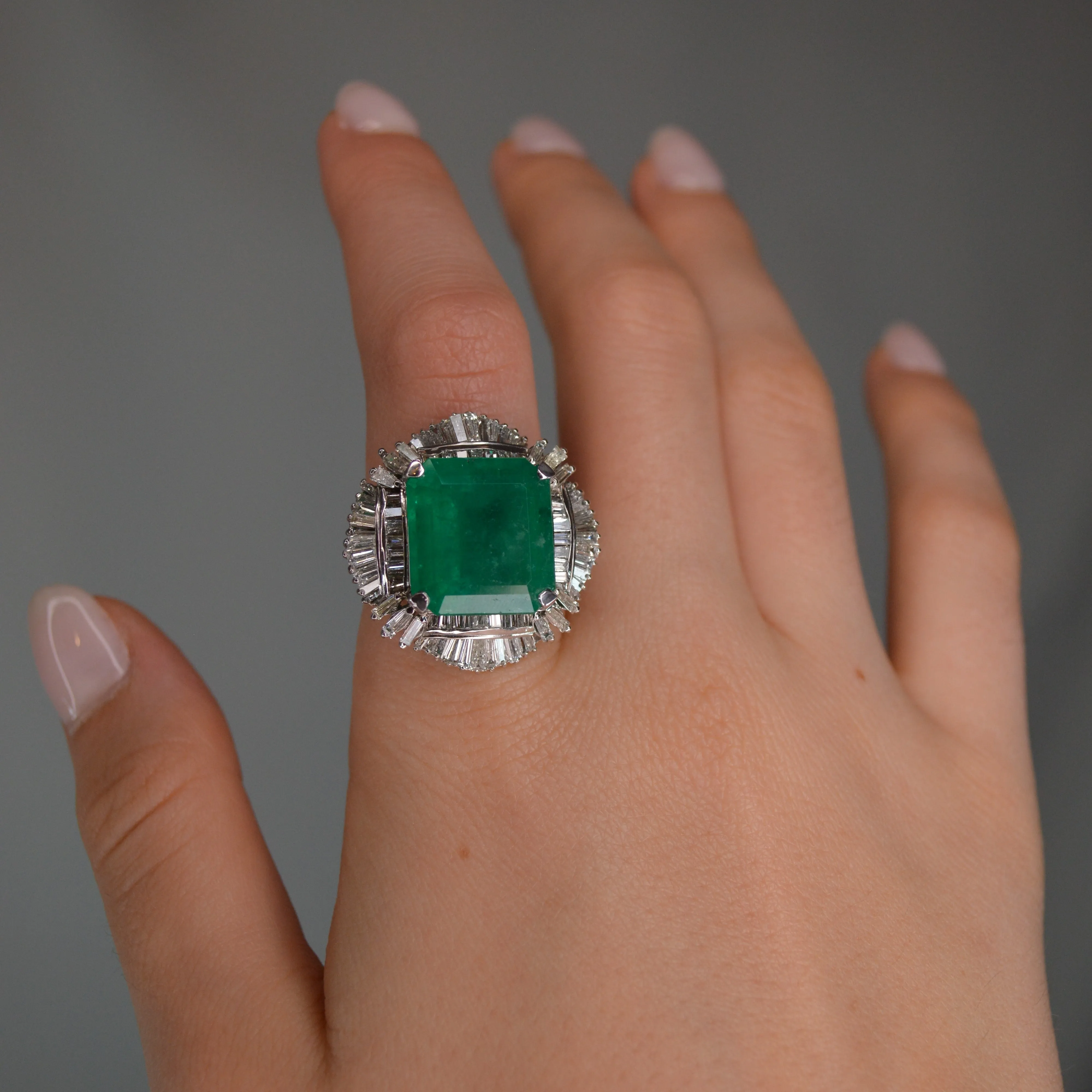 17.23ct Diamond Emerald Platinum Statement Cocktail Ring