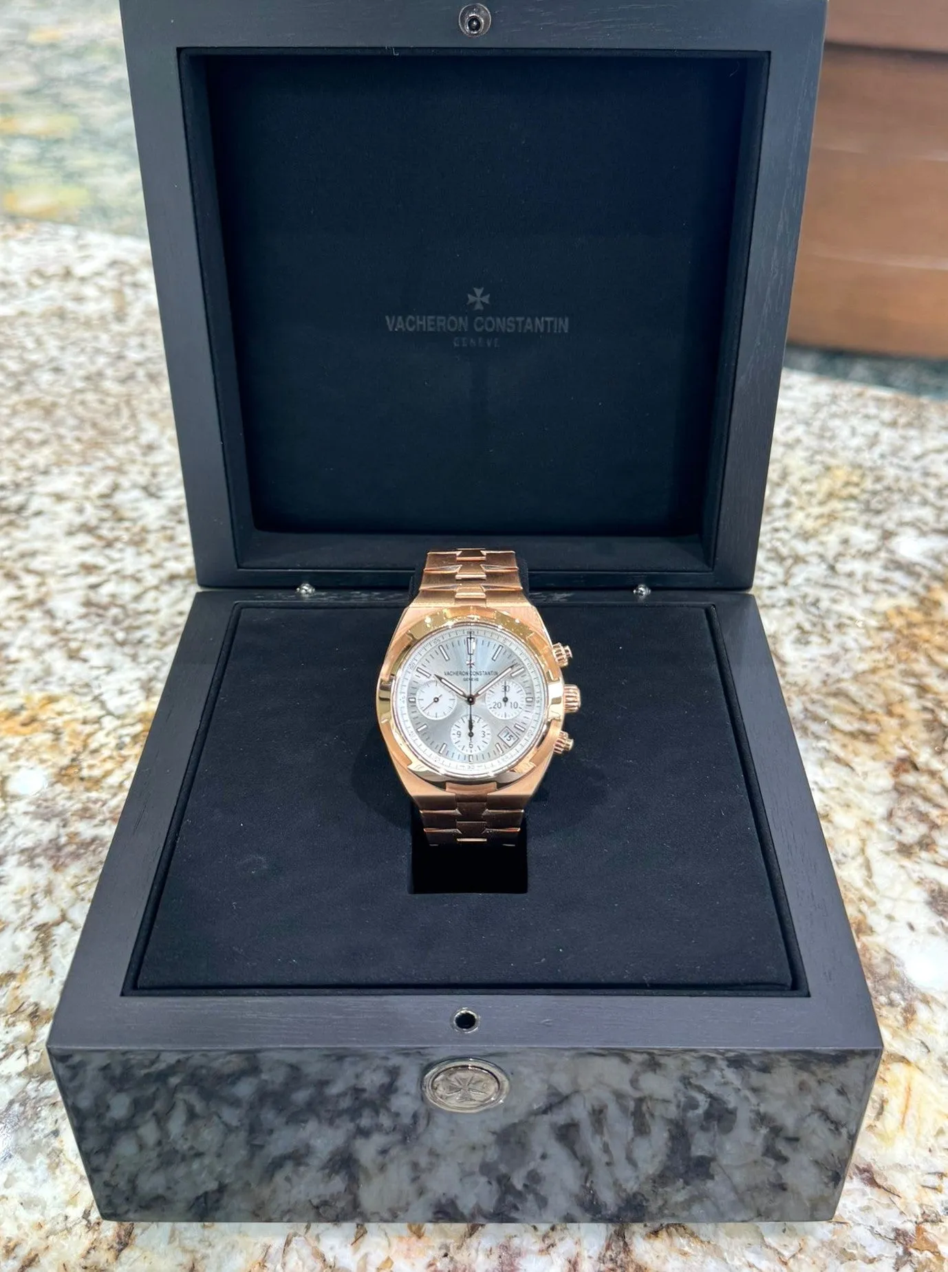 2022 Vacheron Constantin Overseas Chronograph 5500V