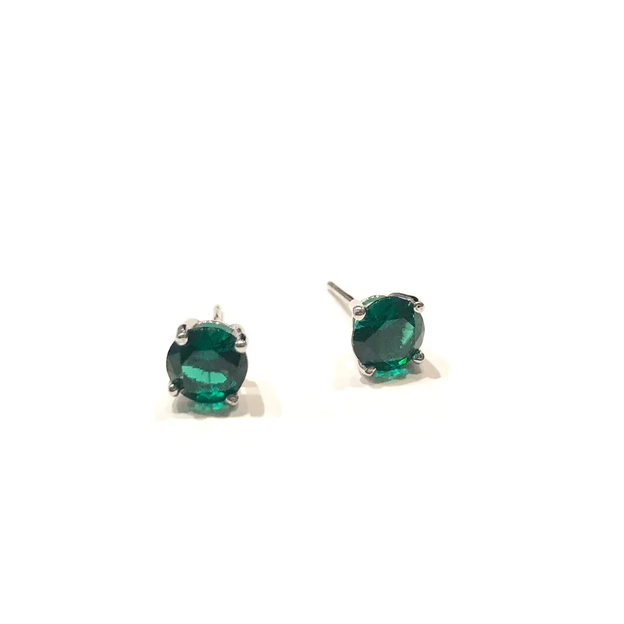 Amy Round Birthstone 6mm Studs