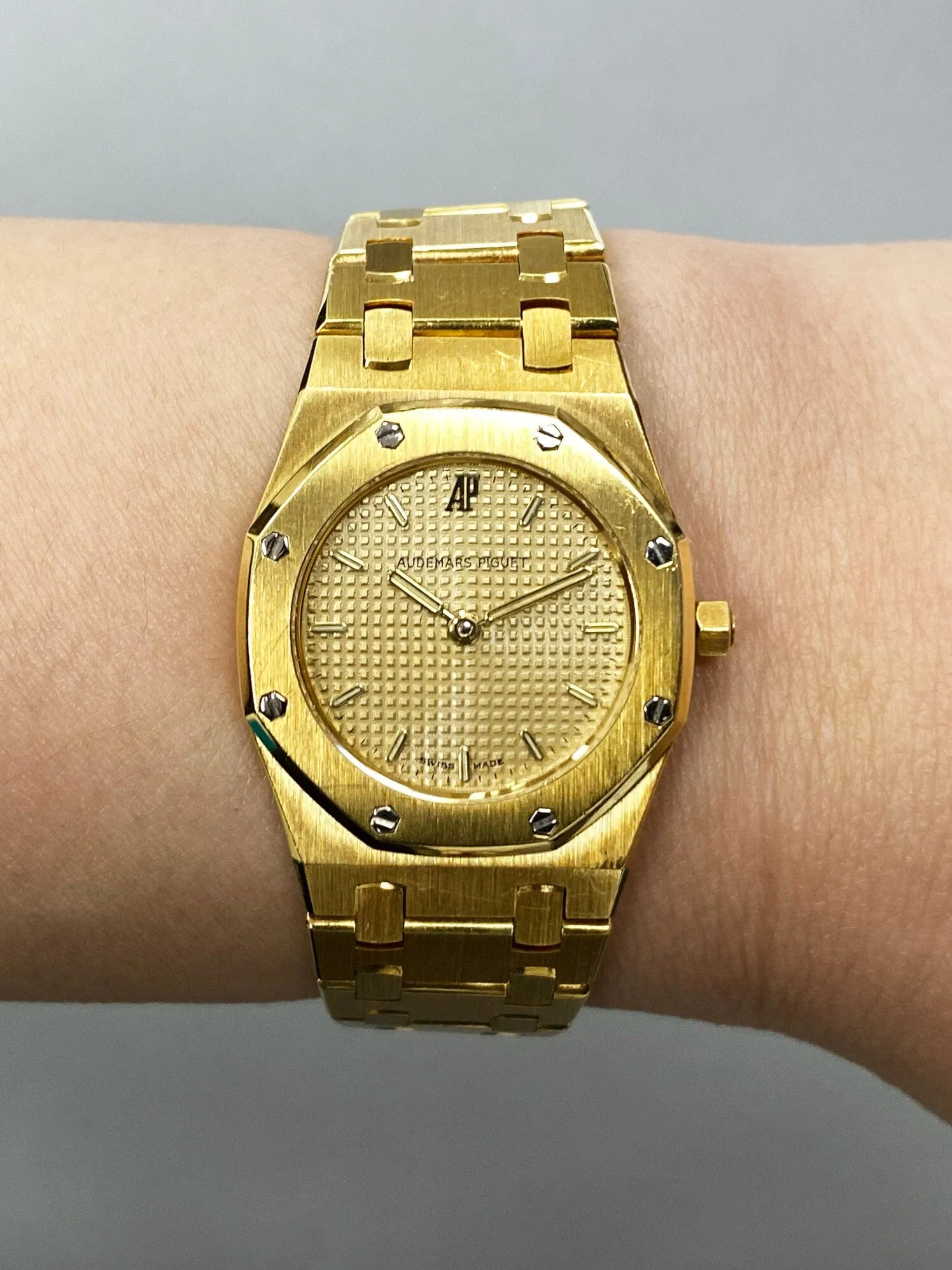 Audemars Piguet Royal Oak Champagne Dial 18K Yellow Gold Ladies Watch