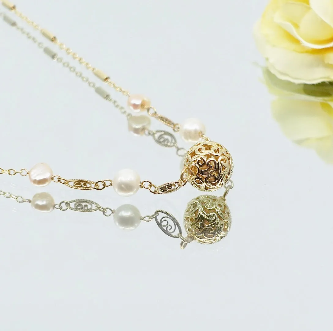 Auspicious Clouds Baroque Pearls Necklace Gold