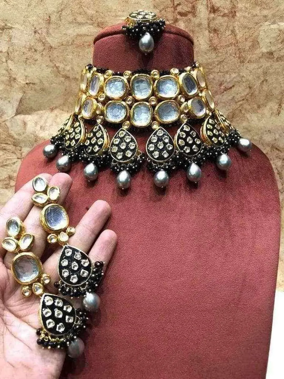 Big Kundan Necklace