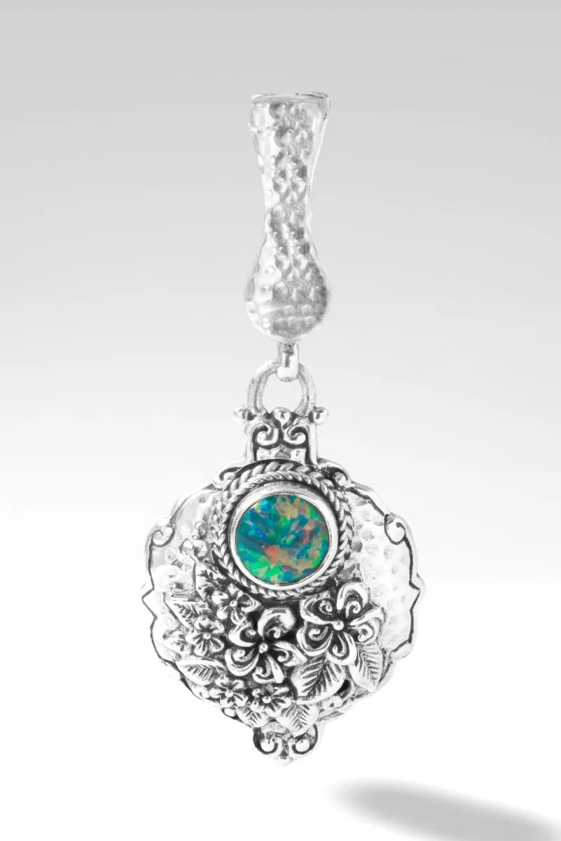 Bloom Bright Pendant™ in Sea Green Simulated Opal