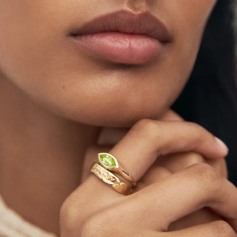 Iris Ring, Peridot, 9kt Yellow Gold