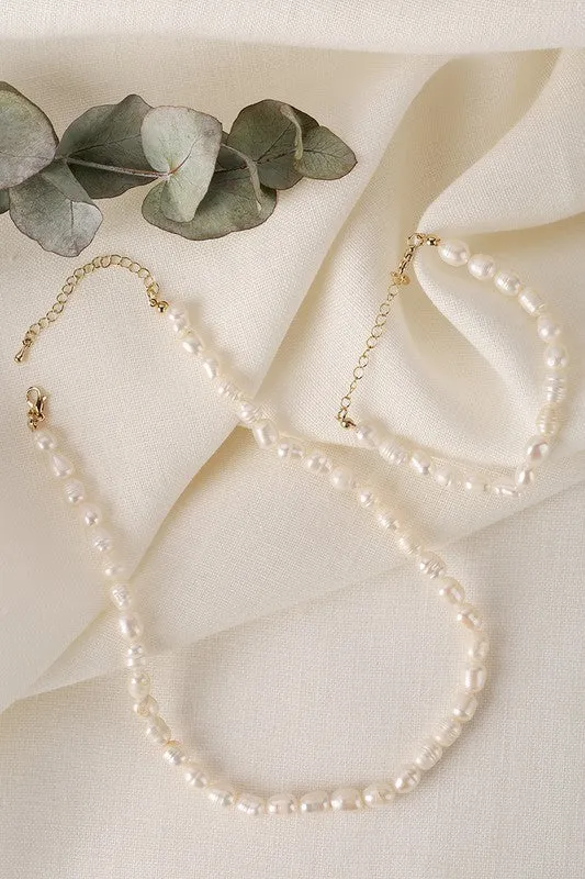 Mid sized natural pearl bracelet, necklace set