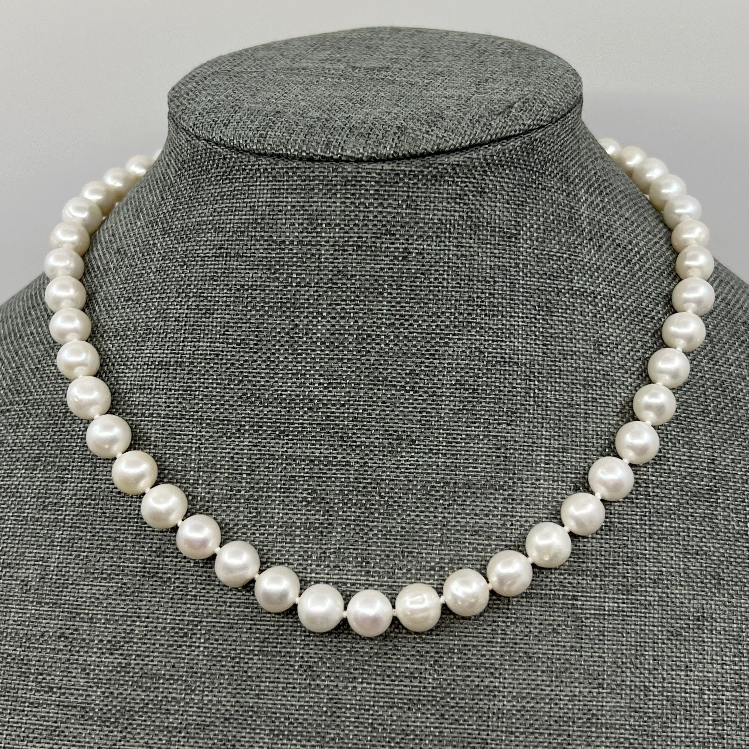 Sterling silver freshwater pearl necklace