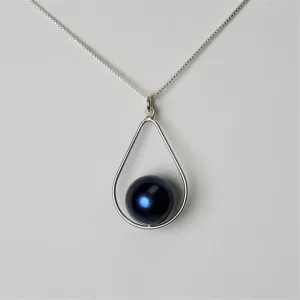 Teardrop Necklace (Edison Pearl)