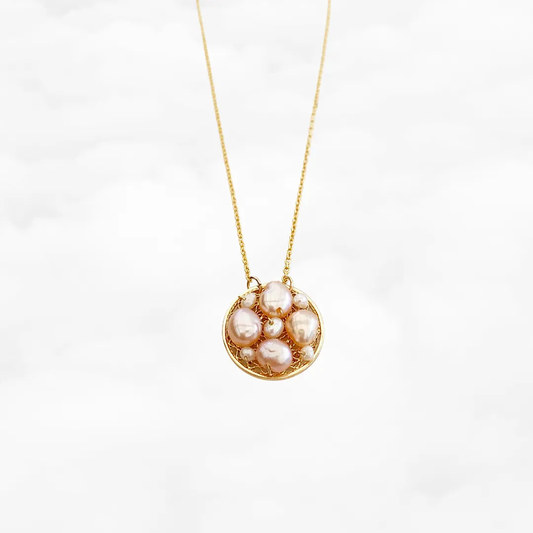 The Cloud Pearl Flower Necklace