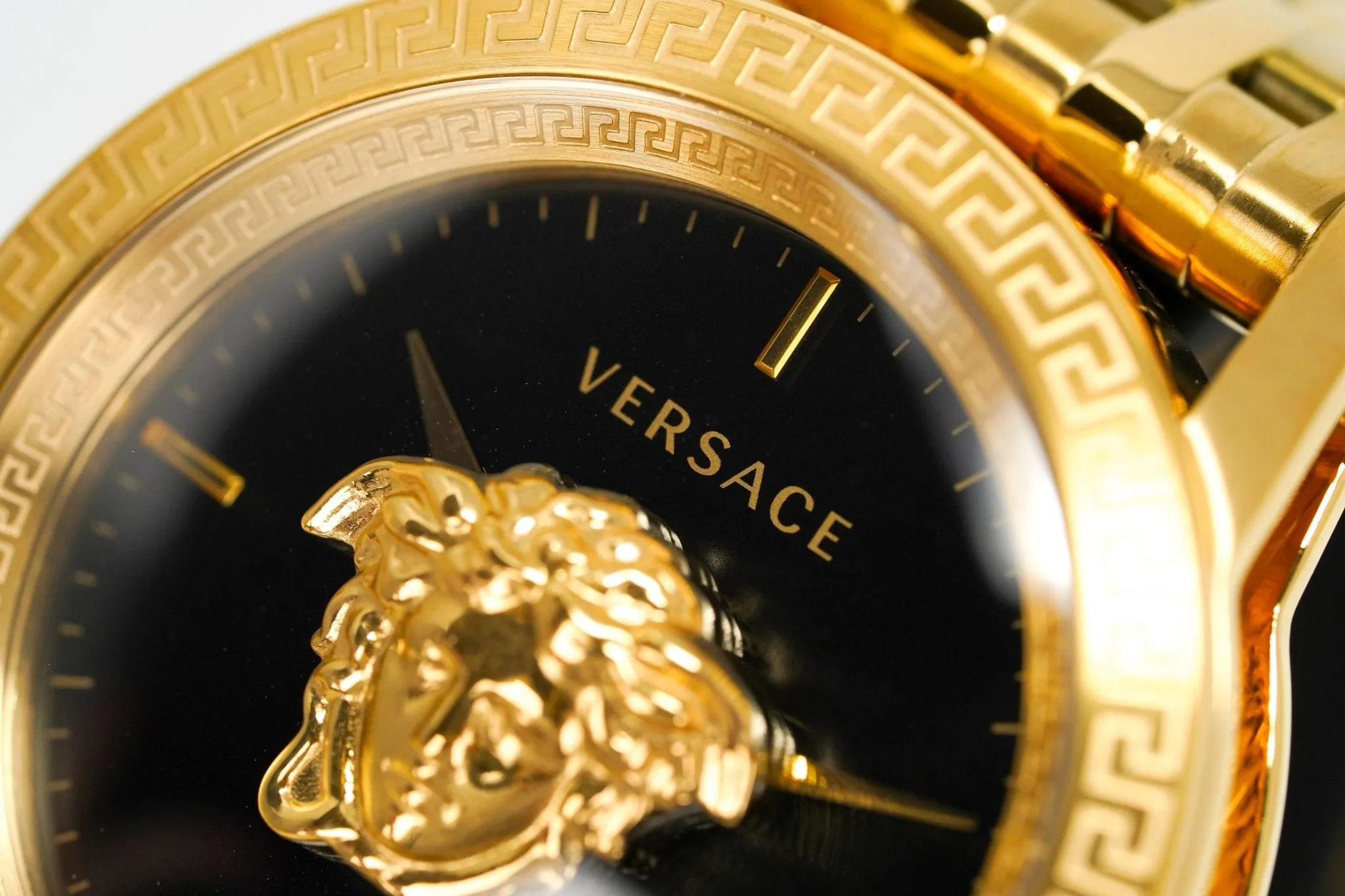 Versace Men's Watch Palazzo Empire Gold Bracelet VERD00819